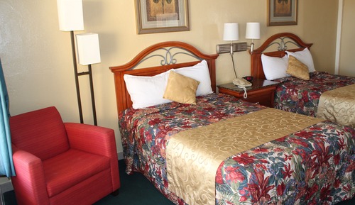 Habitación Deluxe, 2 camas dobles, cocina básica