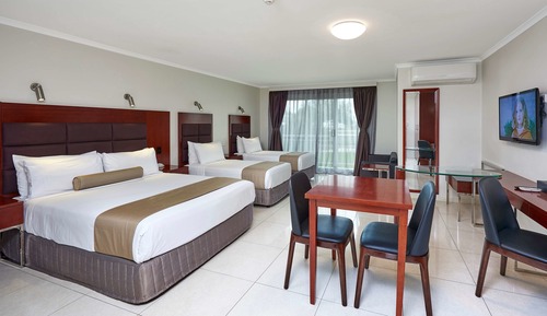 Habitación Deluxe, varias camas, no fumadores, balcón