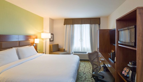 Habitación, 1 cama de matrimonio grande, accesible para personas con discapacidad (Roll-in Shower)