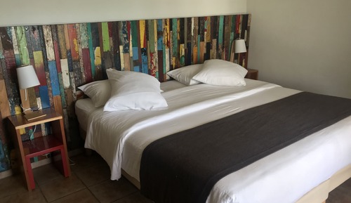 Habitación estándar con 1 cama doble o 2 individuales