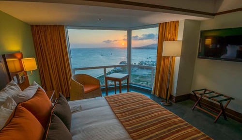 Habitación cuádruple Deluxe, vistas al mar