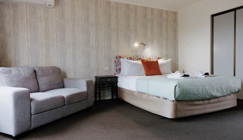 Estudio estándar, cocina básica