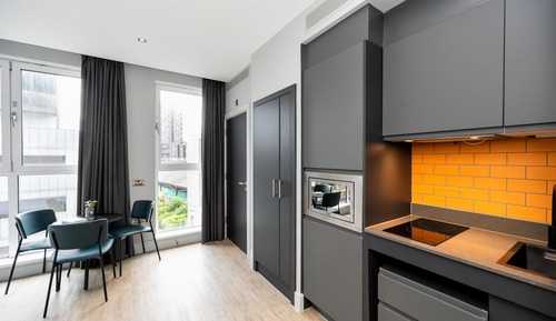 Estudio (for 3 people)