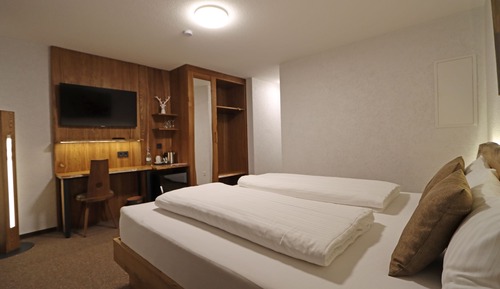 Habitación Deluxe doble, 1 cama de matrimonio grande, no fumadores, vistas a la montaña