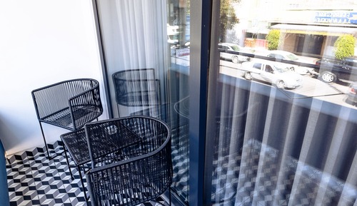 Balcony Suite King