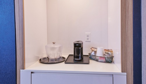 Estudio, varias camas, no fumadores