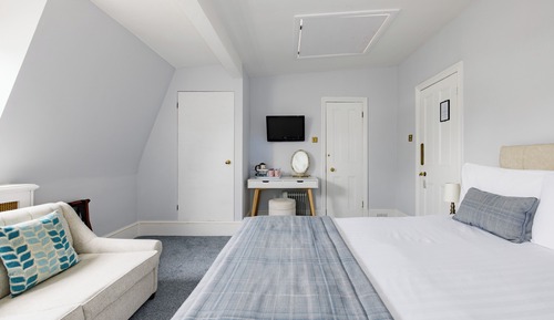 Habitación estándar con 1 cama doble o 2 individuales