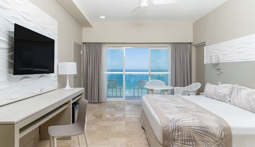 Deluxe Ocean View King