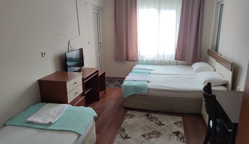 Habitación clásica con 2 camas individuales