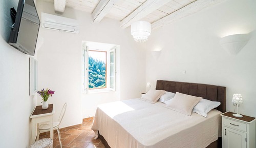 Villa (Four Bedroom Villa with Pool)