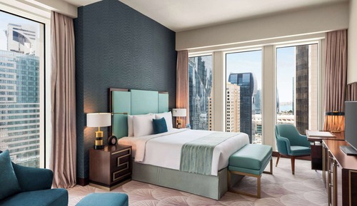 Habitación superior, 1 cama de matrimonio grande, vistas a la ciudad