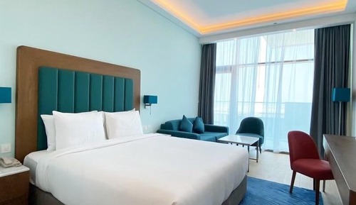 Habitación superior, 1 cama de matrimonio grande, balcón, vistas al mar