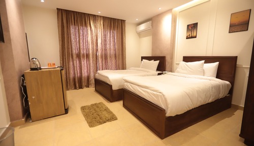 Habitación Deluxe con 2 camas individuales, vistas a la montaña