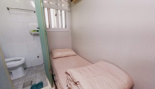 Habitación individual básica, 1 cama individual (Non-Korean nationals only)