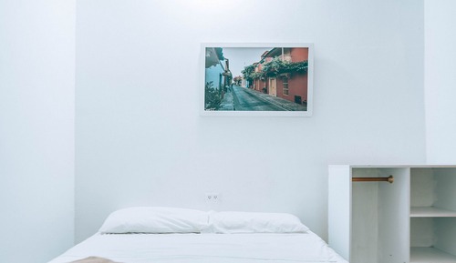 Habitacion con ventilador