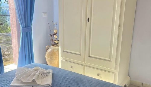 Habitación estándar con 1 cama doble o 2 individuales