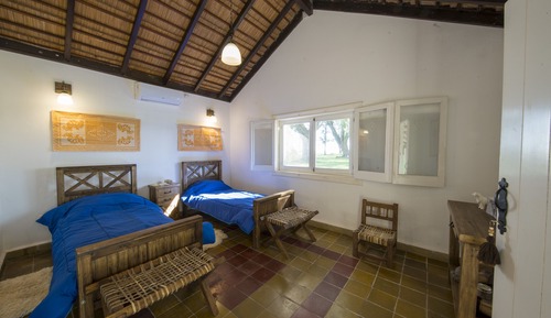 Habitación estándar con 1 cama doble o 2 individuales