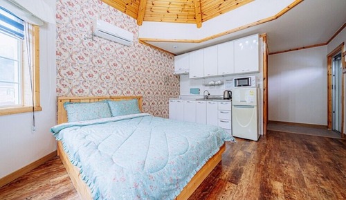 Habitación (Cherry Sage)