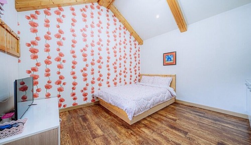 Habitación (Pink Sage)