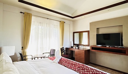 Habitación estándar con 1 cama doble o 2 individuales