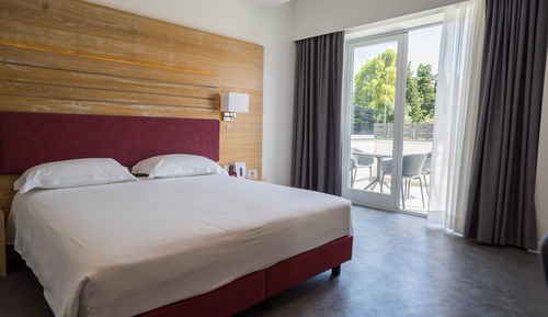 Habitación Deluxe con 1 cama doble o 2 individuales