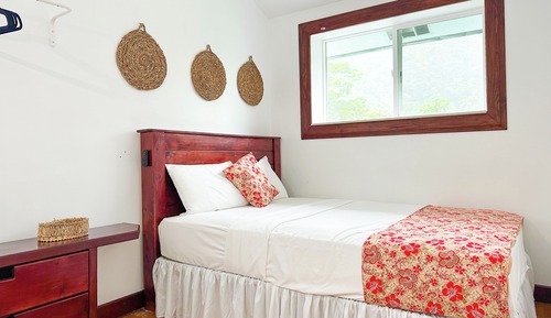 Trafalgar Loft Room