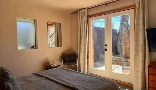 Suite de diseño, 1 cama de matrimonio, chimenea, planta baja