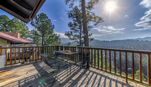 Estudio (3 Bedrooms)