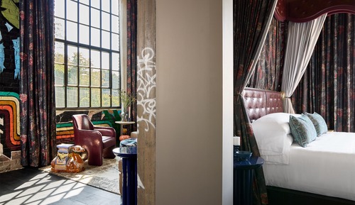 Suite, 1 cama de matrimonio grande, en esquina