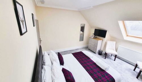 Superior Double Room, Ensuite, City View (3rd Floor Bedroom 4)