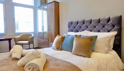 Deluxe Shared Dormitory, Ensuite, City View (A2 double first floor)