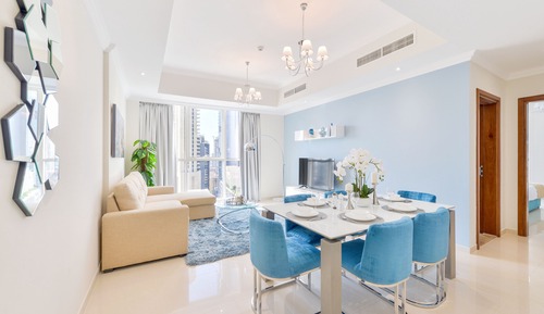 Deluxe 3BR Apartment