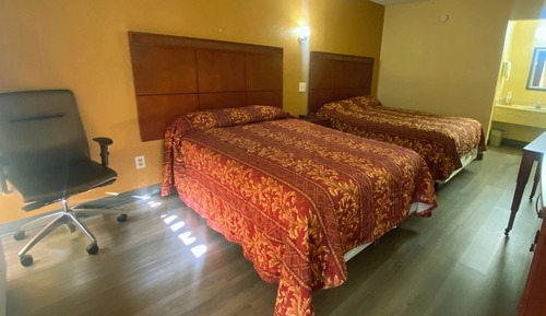 Habitación básica doble, 2 camas dobles, fumadores