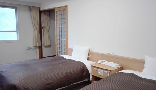 Habitación, no fumadores (Connecting Room. 2-6 pax)