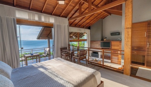 Bungalow (Anhatomirim)