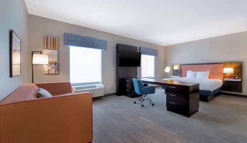 Estudio, 1 cama de matrimonio grande, frigorífico y microondas