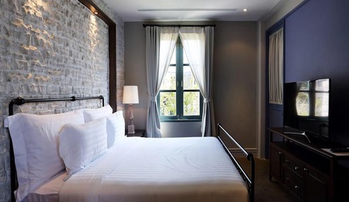 Deluxe Thames Garden 