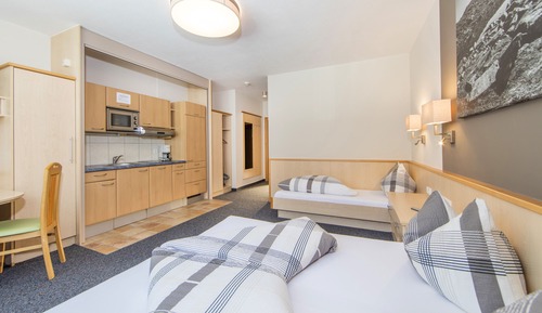 Estudio superior (App 23)