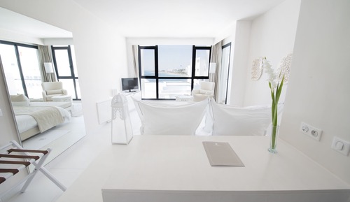 Habitación Deluxe doble, vistas parciales al mar (Yasmine)