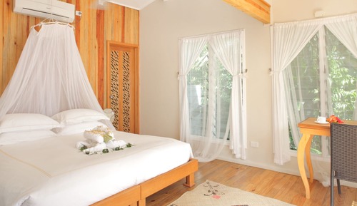 Habitación Deluxe con 1 cama doble o 2 individuales, 1 habitación, vistas al mar, frente al mar