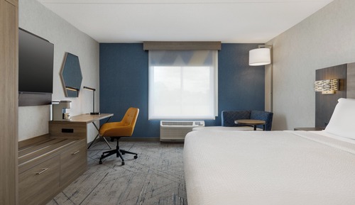 Habitación estándar, 1 cama de matrimonio grande, bañera accesible (Communications, Accessible Tub)