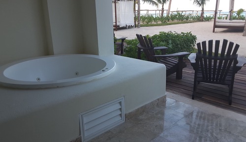 Junior Suite Garden Ocean Front