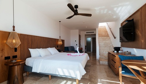 Junior Suite Penthouse  Premium Roof Top Terrace