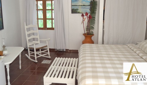 Habitación doble, vistas al jardín