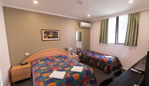 Habitación con 2 camas individuales