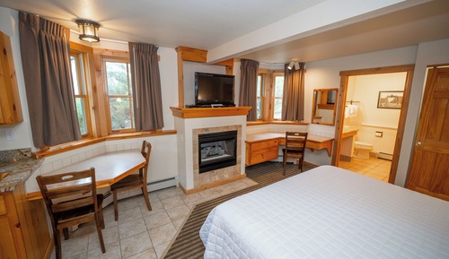 Habitación Deluxe, 1 cama de matrimonio grande con sofá cama, bañera de hidromasaje