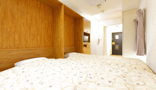 Habitación con 2 camas individuales (Foldaway Twin, 1 Single, 1 Murphy)