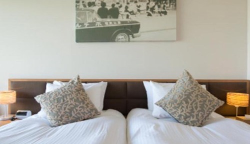 Habitación (Hotel Room - Yotei View)