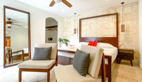 Suite estudio junior, 1 habitación, no fumadores, vistas a la piscina