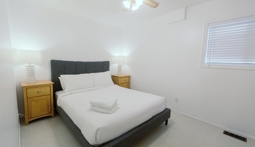 Apartamento de lujo, 3 habitaciones, vistas al lago, junto al lago